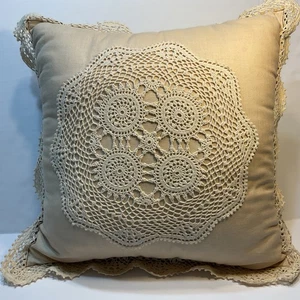 Vintage Crochet Lace Throw Accent Pillow Grannycore Cottagecore Romantic - Picture 1 of 9