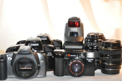 Lot of Canon EOS PARTS ONLY NO RETURN cameras G Elan 10s lenses 420 EX flash - Image 1 of 4