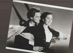 Leonardo DiCaprio ❤️Kate Winslet "TITANIC" 8 x 10 glossy photo - Picture 1 of 1
