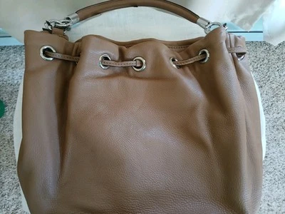 Bolsa balde cruzada Marc by Marc Jacobs nova com etiquetas - Imagem 1 de 4