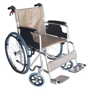 Sedia a rotelle in alluminio TOSCA ad autospinta pieghevole carrozzina usata - Bild 1 von 9