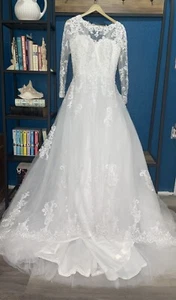 Winter Wedding Dress Size 8 - Long Sleeve Princess Ballgown With Corset - Picture 1 of 24
