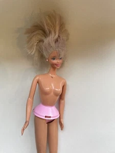 Mattel 1997 Twirlin trucco Barbie bionda SOLO BAMBOLA NUDA - Foto 1 di 19