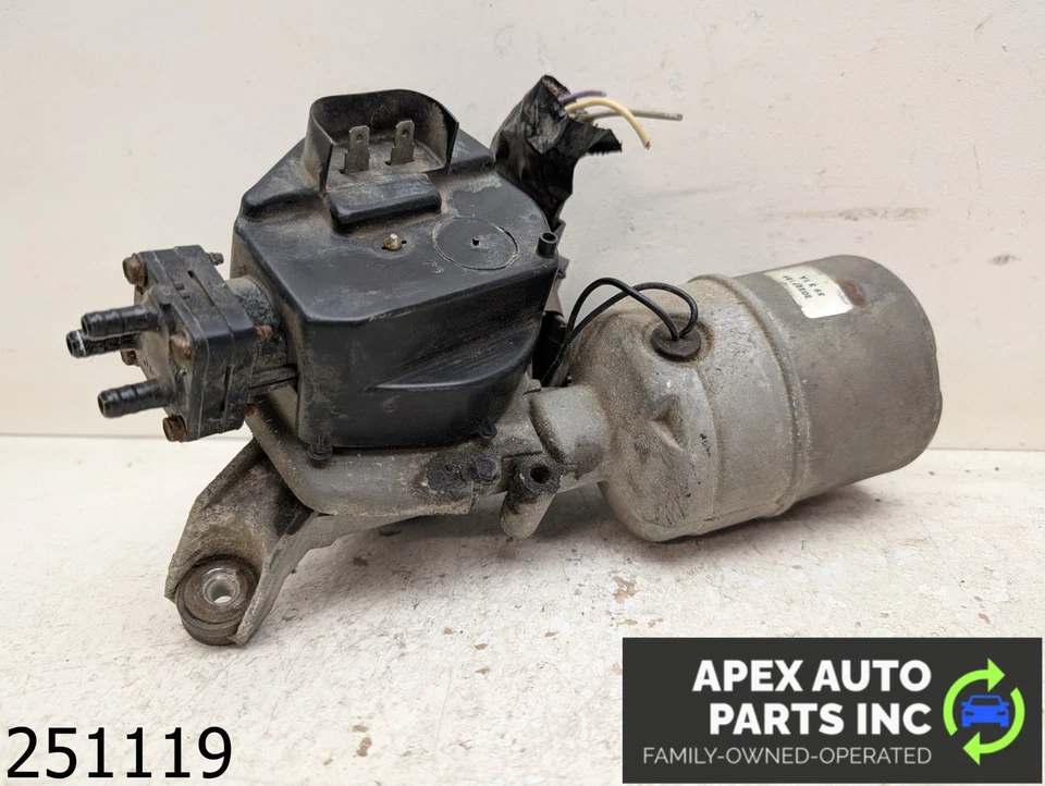 OEM 1978 Chevrolet Caprice 4.1L windshield wiper motor w/ washer - Изображение 1 из 4