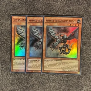 3x Ancient Gear Wyvern (Super Rare) (1st Edition) - SR03-IT003 ITALIAN Yugioh - Picture 1 of 2