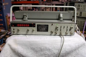 HP 5328A Universal Counter C-Channel 500 MHz Option H99 Opt 011 and 42 - Picture 1 of 10