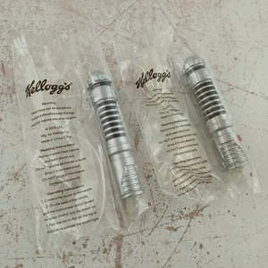 Lote de 2 cucharas de sable de luz Kellogg’s 2005 Star Wars nuevas selladas promocionales coleccionables - Imagen 1 de 5