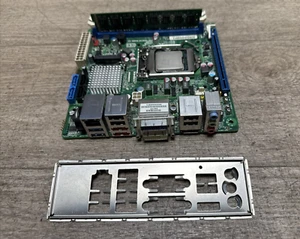 COMBO SCHEDA MADRE INTEL DQ67EP MINI-ITX i3-2100 CPU 8 GB di RAM - Foto 1 di 8