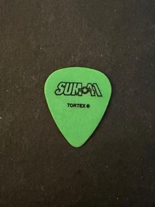 guitar pick collection - SUM 41. BIZZY D.  LOGO. GREEN. - Picture 1 of 2