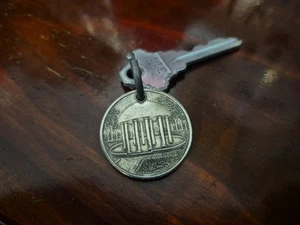 Vintage Greenbrier & Cottages Resort C&O Railroad Hotel Pewter Room 317 Key Fob - Picture 1 of 3