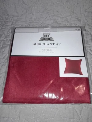 MERCHANT 41" Pillow Cover Fits 18"x18" Red / Burgundy 100% Polyester 435834 - Image 1 of 4