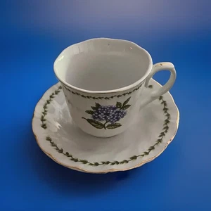 Tazza da tè e piattino vintage veramente gustoso viola selvatiche blu fiorito fine Cina - Foto 1 di 5