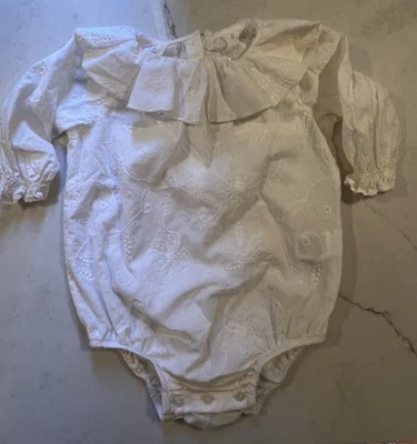 BODY ZARA BABY 12-18M BLANCO POPELINA ALGODÓN BORDADO CUELLO VOLANTES Foto 1 de 4