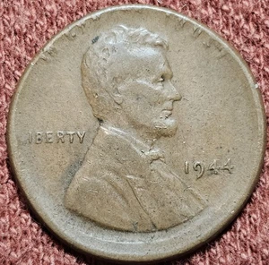 1944 Lincoln Wheat Cent Copper 1C Mint Error Off Center Strike Scarce Wheat... - Picture 1 of 2