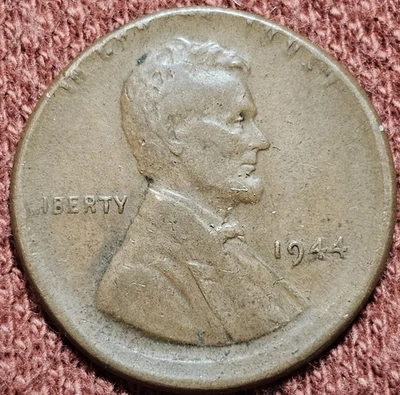 1944 Lincoln Wheat Cent Copper 1C Mint Error Off Center Strike Scarce Wheat... - Image 1 of 2