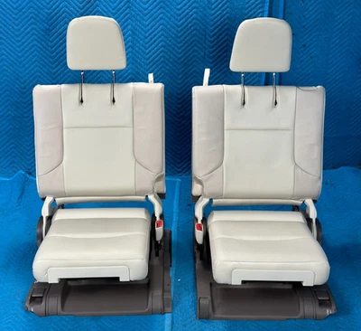 Lexus GX460 3rd Row Seat RH & LH Pair Complete Ivory Perforated 2014-2018 OEM Foto 1 de 4