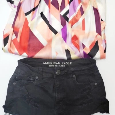 Pantalones cortos de mezclilla American Eagle Outfitters negros de tiro alto festival talla 0 Foto 1 de 4