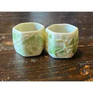 Vintage Irland Belleek irischer Efeu Punze Serviettenring Halter 2er Set - Bild 1 von 16