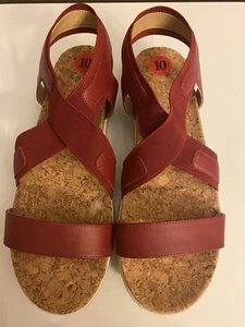 New Adrienne Vittadini Cape Wedge Sandals, Women's Size 10M, Red MSRP $79 - Picture 1 of 4