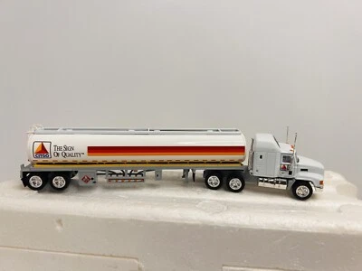 Matchbox 1990 Mack CH600 Citgo Petrol Gas Tanker 1:97 Toy Model Truck - Image 1 of 4