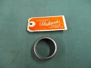 1948 Packard Driveshaft Flange Packing Retainer 410453 NOS - Bild 1 von 2