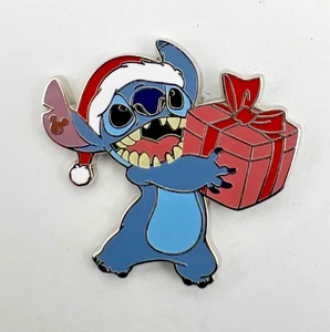 Hidden Disney Mickey 2024 Stitch Holidays Chaser - Christmas Santa with Gift Pin - Picture 1 of 4