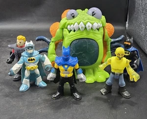 Fisher Price Imaginext Green Space Alien y 5 figuras Batman y más - Imagen 1 de 7