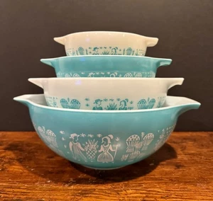 Vintage Pyrex Amish Butterprint Türkis & Weiß Nest 4 Aschenputtel Schalen - Bild 1 von 11