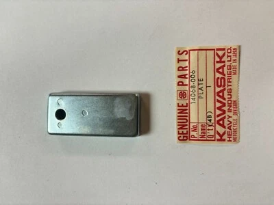 Kawasaki KZ400-KZ400A2 1978-1974 placa, respirador 14068-006 Foto 1 de 2