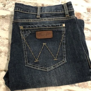 Wrangler Jeans Mens 38x36 Retro Slim Boot Western Cowboy Blue Denim Whiskered - Picture 1 of 9