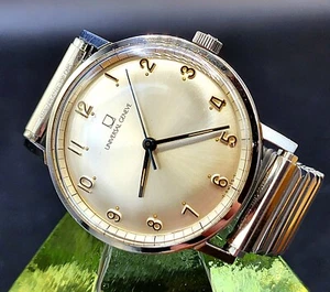 Vintage UNIVERSAL GENEVE 1950's Retro 4X Signed Men's Watch - Just Serviced !! - Picture 1 of 2
