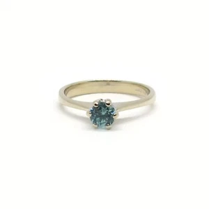 A Blue Zircon Ring - Picture 1 of 5