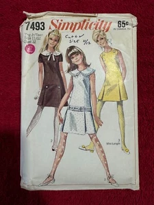7493 Simplicity ~ Patrón CORTADO ~ Talla 11/12 Jr/Adolescente ~ ~ ~ Anuncio MP 71 - Imagen 1 de 2