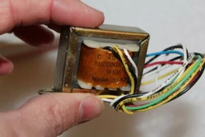 Workman 31-806 (2 pc) 25 Volt 5 Watt Line Matching Transformer 4-8 Ohm Sec  NOS - Picture 1 of 4