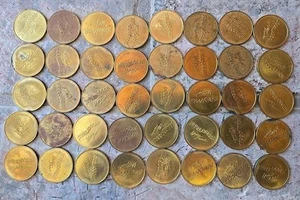 40 FICHAS DE JUEGO ARCADE AQUABOGGAN WATER PARK SACO, MAINE 24 MM - Imagen 1 de 3