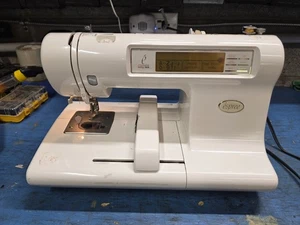 Espree Baby Lock EM1 Embroidery Machine For Parts - Picture 1 of 8