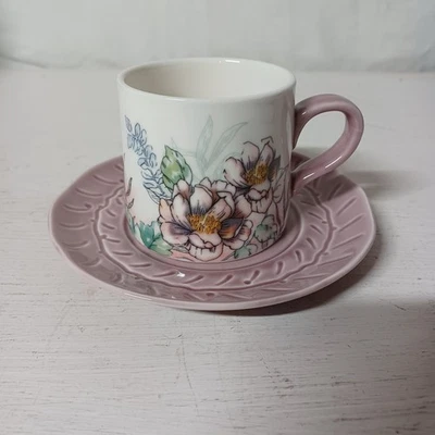 Juego de platillos y tazas Grace Teaware porcelana fina pastel púrpura borde festoneado Foto 1 de 4