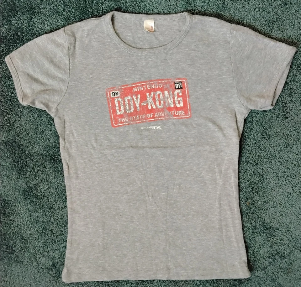 Camiseta Promocional Nintendo Princess Peach Rara, Blanca con Gráficos, Mujer M Foto 1 de 1