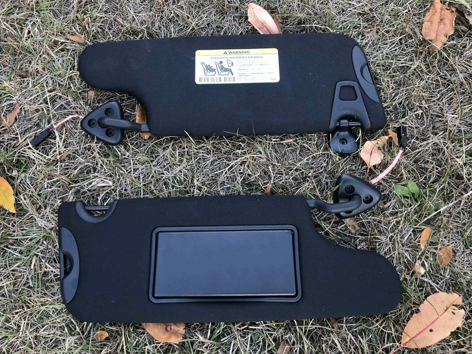 Par de parasoles parasol negro izquierdo y derecho Dodge Challenger 17-23 OEM Foto 1 de 1