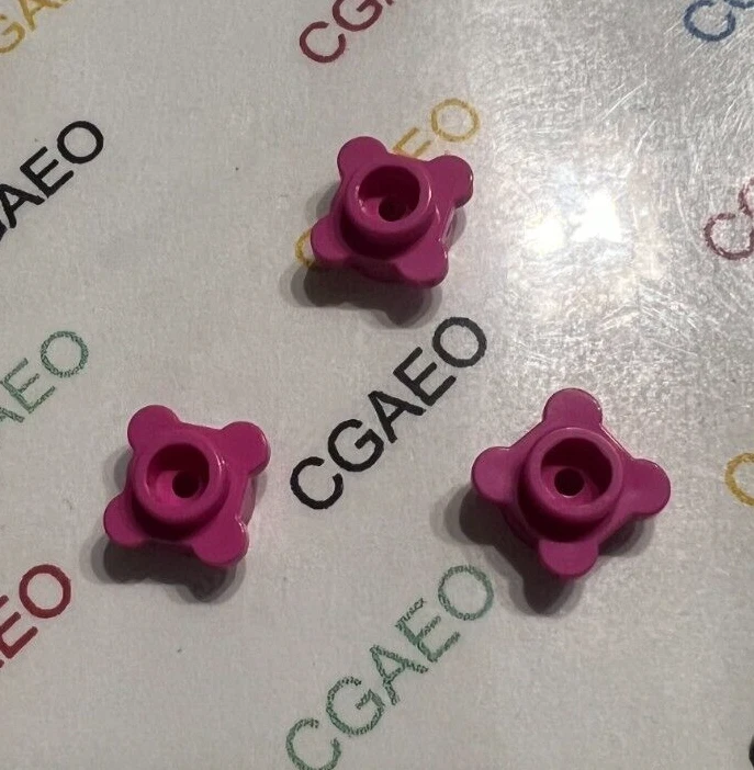 3 X Lego 33291 Plate, Round 1 x 1 with Flower Edge (4 Knobs/Petals) DARK PINK - Photo 1/1