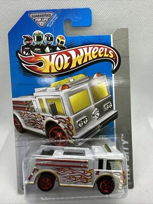 HOT WHEELS  2013 TREASURE HUNT HW CITY - HW RESCUE FIRE-EATER  white red - Image 1 of 4