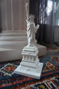 Statue of Liberty 3D Printed Model - Manhattan Landmark Replica, Home Decor - Picture 1 of 4