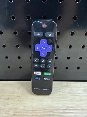 Controle remoto genuíno Sharp LC-RCRUS-20 Shine Face Roku TV - Imagem 1 de 4