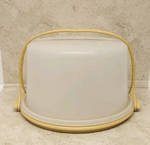 Vintage Tupperware Cake Carrier With Handle Harvest Gold - Picture 1 of 22