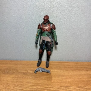Figura de acción de juguete Mcfarlane Toys Destiny 2 Iron Banner Hunter 6,5" - Imagen 1 de 3