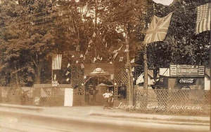 Letrero de cigarrillos y Coca Cola de Montreal Canadá Jimmy's Motor Camp Buckingham RPPC - Imagen 1 de 2