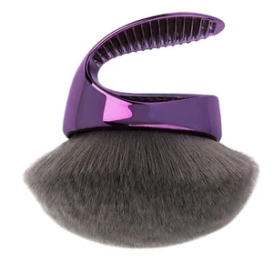 Westmore Beauty Blend & Blur Body Brush - Ultra Soft Kabuki Brush NEW - Picture 1 of 11