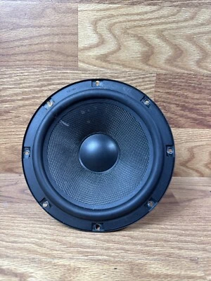 M-Audio BX8 Graphite 8-inch Active Studio Monitor Single - Image 1 of 4