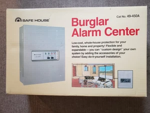 Vintage Safe House Radio Shack Burglar Alarm Center 49-450A New Open Box NOS - Picture 1 of 3