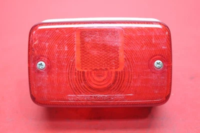 Yamaha Timberwolf 250 1997 luz trasera luz freno trasero 52H-84710-00-00 Foto 1 de 4